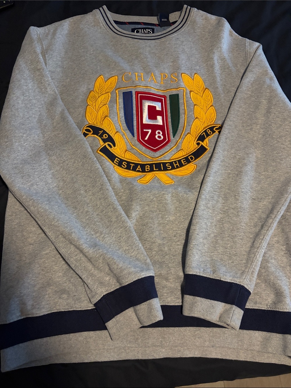 Chaps Light Gray Crewneck Sweater with Embroidered Crest S